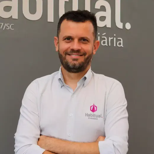 Anderson Tiedt, Corretor