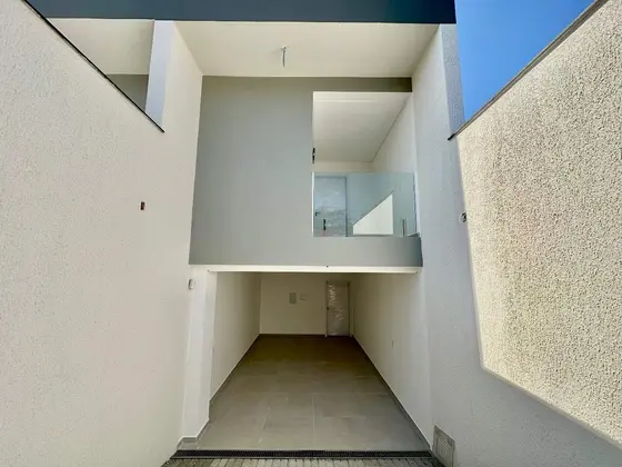 Sobrado Geminado no Velha