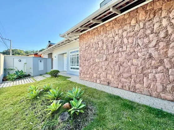 Casa no Velha